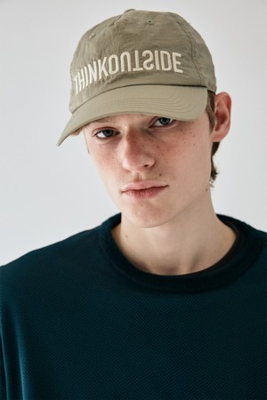 THINKOUTSIDE 로고 캡 LIGHT KHAKI