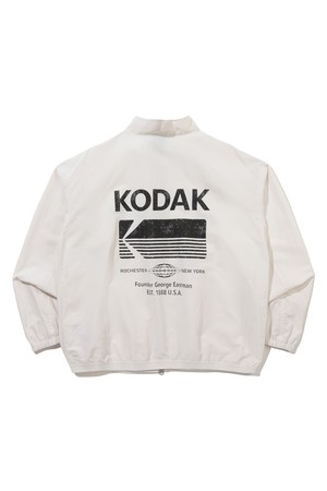 에센셜 빅로고 스탠넥 자켓 IVORY