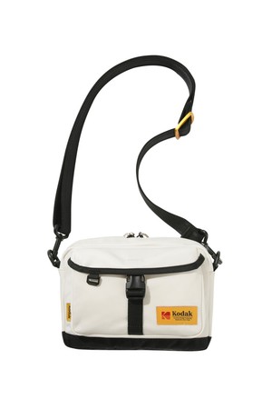 에센셜 미니 메신저백 IVORY