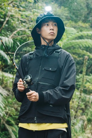 유틸리티 베스트(BLACK)