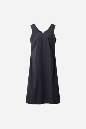 여성) 플로니 슬리브리스 원피스(NAVY)