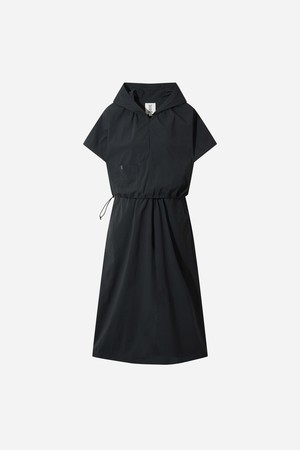 여성) 브리나 반팔 후드 원피스(BLACK)