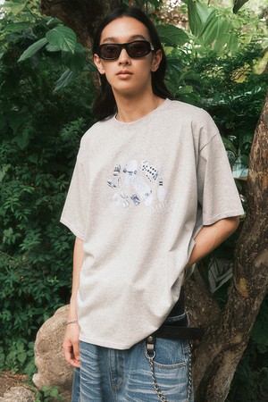 차일드후드 그래픽 티셔츠 (그레이)