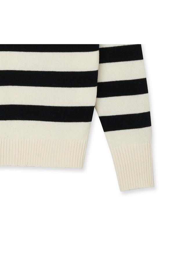 IOLO - 스웨터 - White Black Stripe Crewneck_White