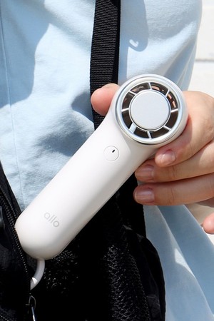 알로코리아 쿨링 아이스포켓 휴대용 냉각 에어컨 손선풍기 FA1A