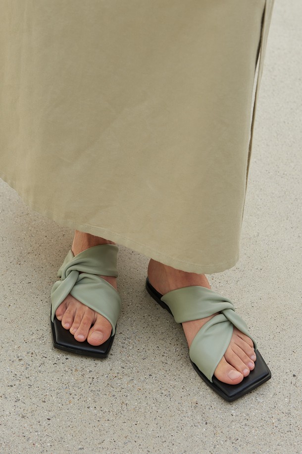 blanc sur blanc - 슬리퍼/뮬 - Alice Leather Slides Mint Grey