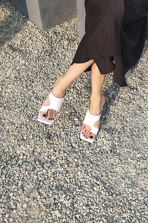 blanc sur blanc - 슬리퍼/뮬 - Diana Sandals Leather White