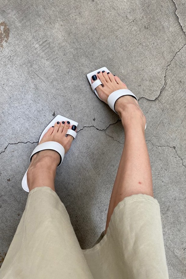 blanc sur blanc - 슬리퍼/뮬 - Lana Sandals Leather Ivory