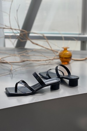 Mirabelle Sandals Leather Black Crocco