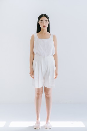 [23SS]WHITE BACK OPEN SLEEVELESS TOP