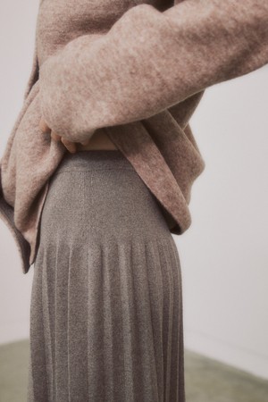 [23SS]SEPIA WOOL PLEATS KNIT SKIRTS