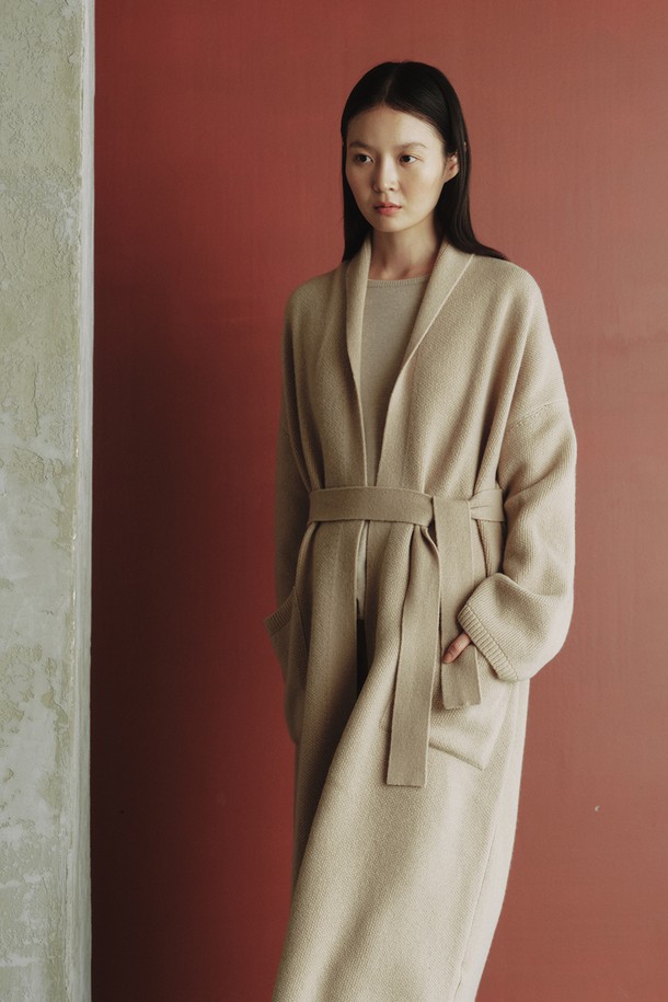 REPLAIN - 코트 - LONG BELT KNIT COAT_PALE BEIGE