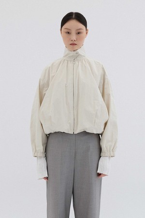 HIGHNECK VOLUME JUMPER_PALE BEIGE