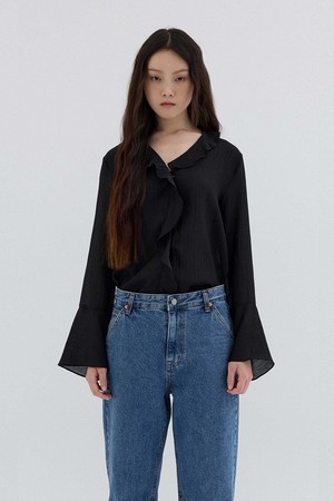 TEXTURED FRILL BLOUSE_BLACK