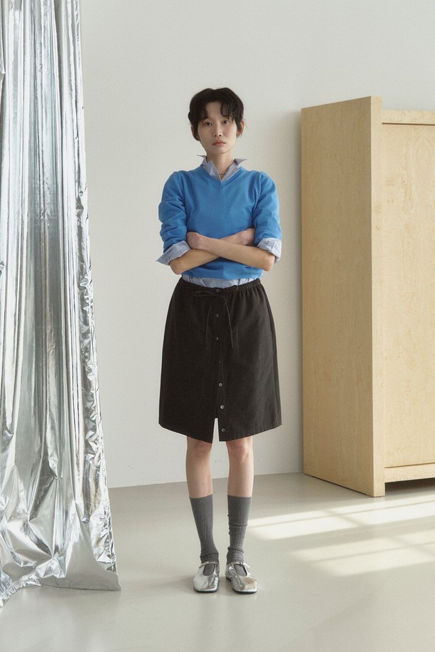 RePLAIN - 미디스커트 - BUTTON FRONT MIDI SKIRT_BLACK