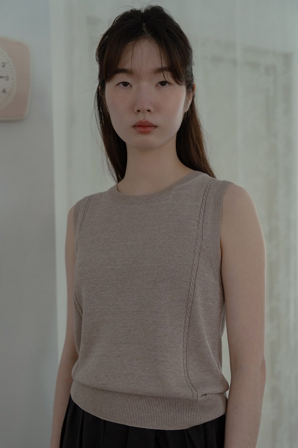 RePLAIN - 베스트 - ITALIAN VISCOSE SLEEVELESS TOP_OATMEAL