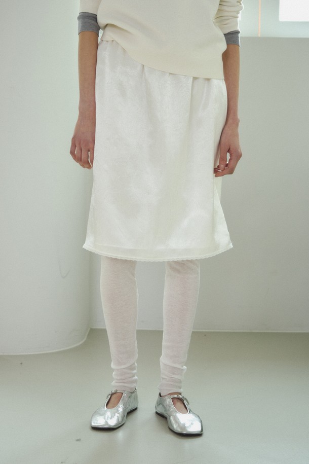 RePLAIN - 미디스커트 - LACE TRIMMING SATIN SKIRT_OFF WHITE