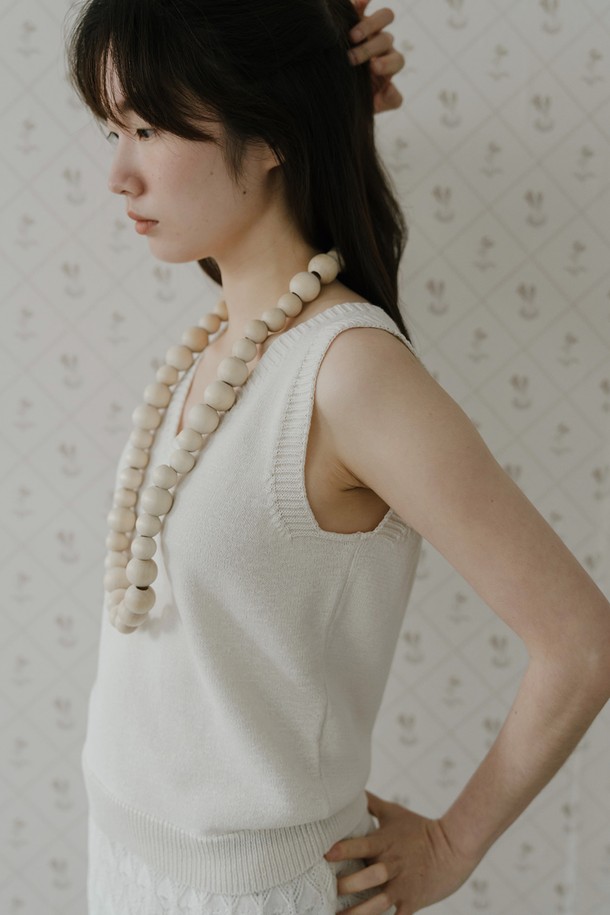 RePLAIN - 베스트 - V-NECK SLEEVELESS TOP_CREAM