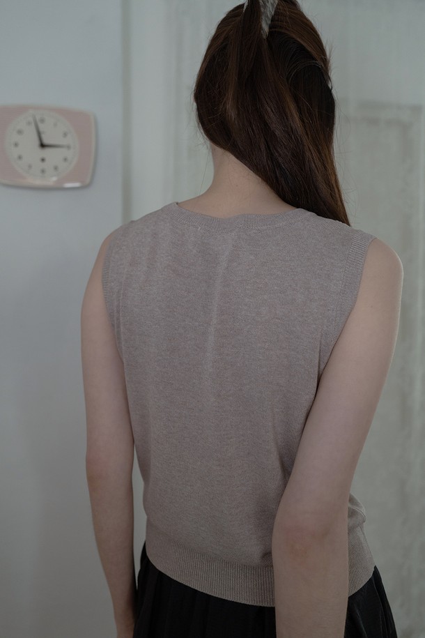 RePLAIN - 베스트 - ITALIAN VISCOSE SLEEVELESS TOP_OATMEAL