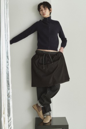 VOLUME MIDI SKIRT_BLACK