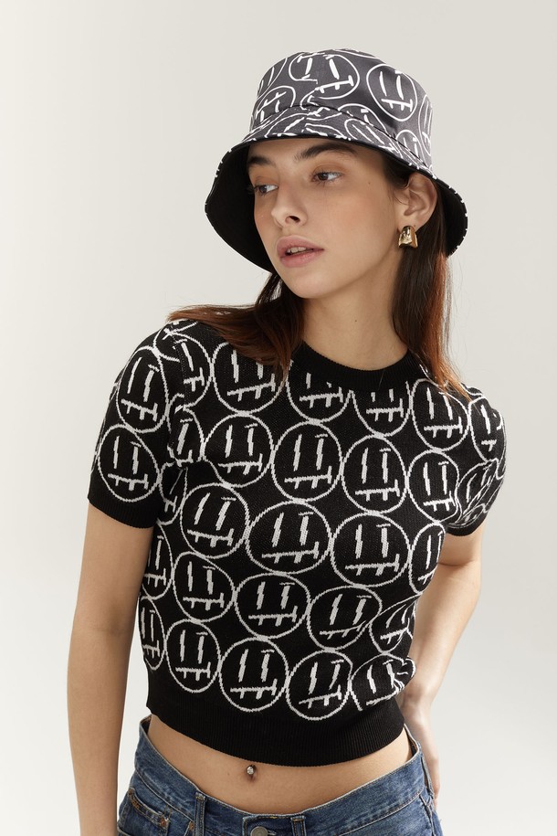 ITER_FACE  - 스웨터 - [ITER_FACE LINE] FACE FRIENDS CROP JACQUARD TOP