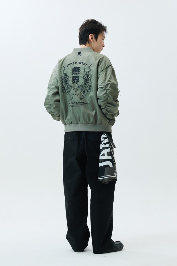 상품 슬라이드 이미지 1