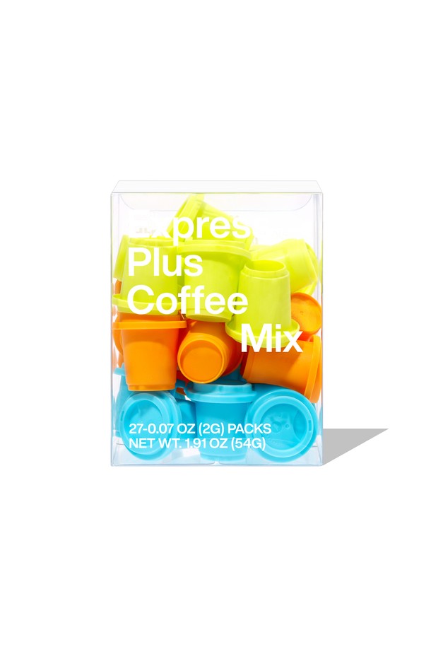 새턴버드 익스프레스 플러스 콜드브루 커피 27개입 (3종 혼합)은 100% 아라비카 원두를 사용하여, 브라질 산토스, 에티오피아, 브라질 세하도, 콜롬비아, 중국 윈난 등 다양한 원산지의 원두를 블렌딩하여 깊고 풍부한 풍미를 선사합니다. 각 2g씩 개별 포장되어 간편하게 즐길 수 있으며, MEDIUM ROAST (밝은맛), MEDIUM DARK ROAST (달콤한맛), DARK ROAST (진한맛) 3가지 로스팅 타입으로 취향에 따라 선택 가능합니다. 2020 레드닷 디자인 어워드를 수상한 제품으로, 무설탕, 무첨가물에 100% 재활용 가능한 미니컵과 알루미늄 필름 밀봉으로 위생적이며 환경까지 생각했습니다.
