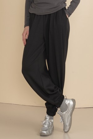 뒤란 마인드풀 하렘 스타일 조거 팬츠 DBF5W-9228 3colors_BLACK-a