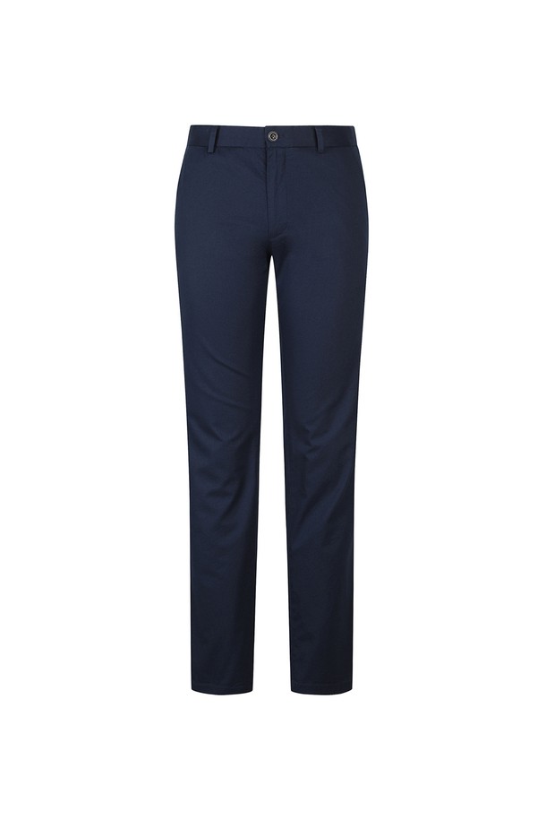 남성 베이직 면 트윌 치노 팬츠 네이비는 봄, 가을에 착용하기 좋은 남성용 치노 팬츠입니다. 면과 폴리우레탄 혼방의 면 트윌 소재로 제작되어 편안한 착용감을 선사합니다. 베이직 스타일의 무지 디자인과 레귤러핏으로 제작되어 클래식, 미니멀, 캐주얼 등 다양한 스타일 연출에 활용할 수 있습니다. 톤 다운된 네이비 컬러로 어떤 상의와도 잘 어울리며, 일상생활에서 편안하게 착용하기 좋습니다. 밴딩이 없는 디자인으로 깔끔한 핏을 연출합니다.
