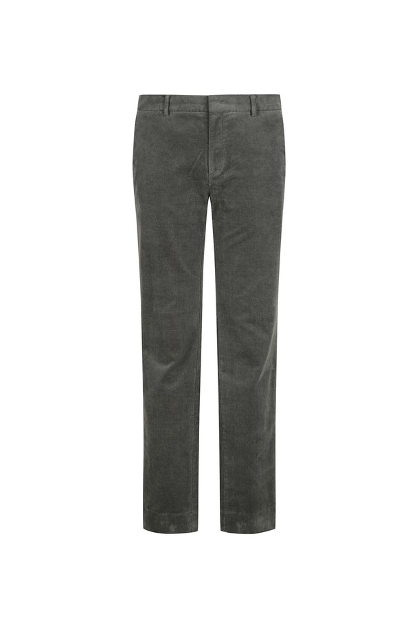 남성용 코듀로이 셋업 팬츠 다크그레이 (A0C745238)는 부드러운 촉감의 코듀로이 소재로 제작되어 가을, 겨울철에 따뜻하게 착용할 수 있습니다. 톤 다운된 다크그레이 컬러에 캐주얼, 베이직 스타일로 다양한 상의와 매치하기 용이합니다. 레귤러핏으로 편안한 착용감을 선사하며, 두꺼운 두께감으로 보온성을 높였습니다. 출근룩, 캐주얼, 클래식, 미니멀 스타일을 선호하는 남성분들께 추천하는 셋업 팬츠입니다. 무지 디자인으로 어떤 상의에도 잘 어울려 활용도가 높습니다.
