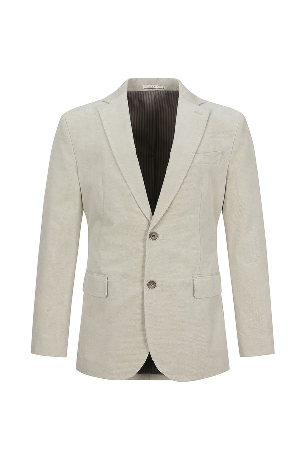 면스판 몰 스킨 가먼트 워싱 재킷 아이보리 (AM0DJK35161)는 부드러운 터치감과 은은한 조직감이 돋보이는 클래식 스타일의 자켓입니다. 면 97%, 폴리우레탄 3%의 혼방 소재로 제작되어 편안한 착용감을 선사하며, 안감은 폴리에스터 100%로 마감되었습니다. 가먼트 워싱 가공을 통해 자연스러운 멋을 더했으며, 버튼 여밈 방식으로 간편하게 착용 가능합니다. 데이트룩, 오피스룩, 모임룩 등 다양한 TPO에 활용하기 좋으며, 미니멀한 스타일을 선호하는 분들께 추천합니다. 핏은 평소 구매 사이즈보다 한 치수 UP하시는 것을 제안합니다.
