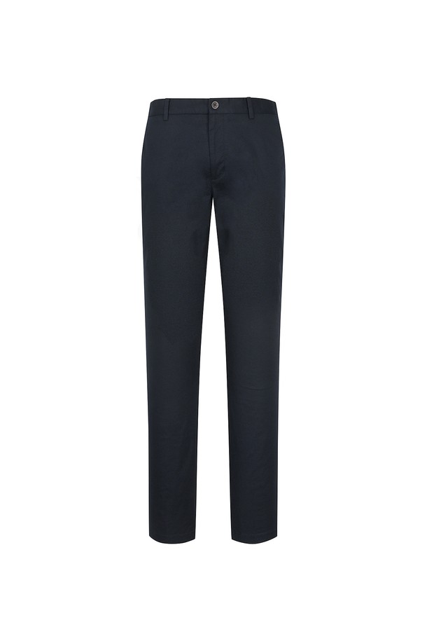 **면스판 트윌 워싱 팬츠 네이비 (AM0ESL10349)**

네이비 컬러의 면스판 트윌 워싱 팬츠입니다. 봄, 여름, 가을, 세 계절 모두 활용 가능한 긴 기장의 면바지입니다. 베이직한 스타일로, 출근룩이나 비즈니스 캐주얼에 적합하며, 클래식, 미니멀, 캐주얼 등 다양한 스타일을 연출할 수 있습니다. 면과 스판덱스 혼방 소재로 제작되어 은은한 광택과 우수한 내구성을 자랑합니다. 레귤러핏 일자핏으로 편안한 착용감을 선사합니다.
