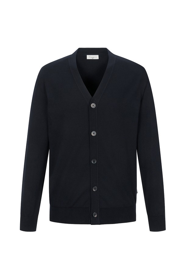 네이비 컬러의 솔리드 가디건입니다. 봄, 가을에 활용하기 좋은 남성용 상의로, 베이직하고 캐주얼한 스타일을 연출합니다. 면 소재로 제작되어 부드러운 촉감을 선사하며, 레귤러 핏에 긴소매, 라운드넥 디자인입니다. 얇은 두께감으로 간절기에 가볍게 걸치기 좋으며, 무지 패턴으로 다양한 아이템과 코디네이션이 용이합니다. 데이트룩, 카페룩 등 다양한 TPO에 활용 가능하며, 캐주얼, 미니멀, 클래식 스타일을 즐기는 분들께 추천합니다.
