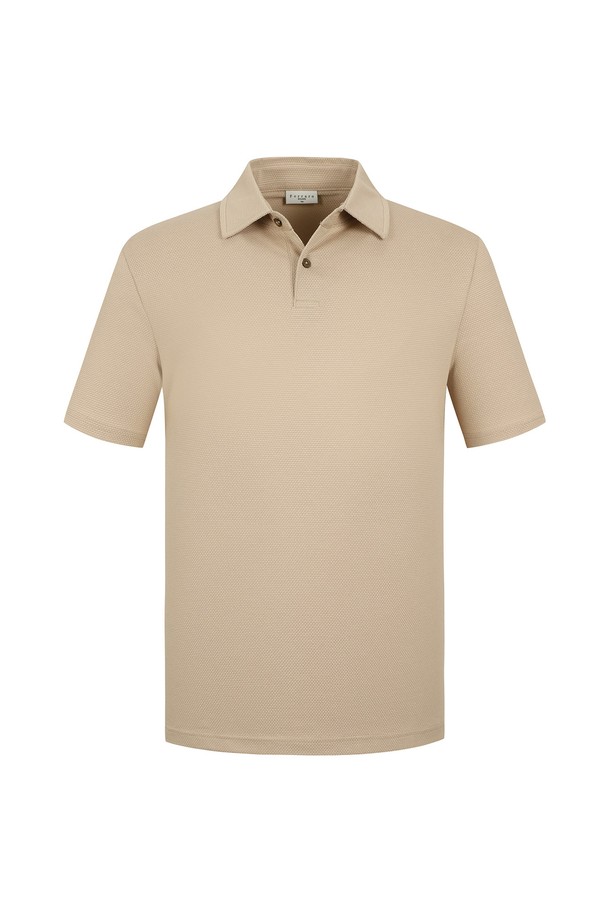 베이지 컬러의 변형 벌집조직 Y카라티입니다. 코튼과 플리 혼방 소재로 제작되어 봄, 여름 시즌에 적합하며, 베이직한 스타일을 연출합니다. 소매단 레드 컬러 M자수 포인트가 돋보이며, 캐주얼, 미니멀, 클래식 스타일을 즐겨 입는 분들께 동네 마실룩, 카페룩으로 추천합니다.
