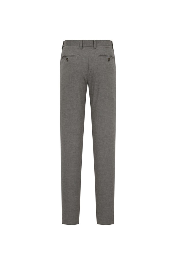 다크 그레이 컬러의 스트레치 TR 슬랙스입니다. 베이직하고 클래식한 스타일로, 사계절 내내 활용 가능한 긴 기장의 남성 슬랙스입니다. 하운드투스 체크 패턴과 레귤러핏 디자인으로, 부드러운 촉감이 특징입니다. TR(테크니컬 레진)과 스판 소재 혼방으로 제작되어 편안한 착용감을 제공하며, 오피스룩, 비즈니스 캐주얼, 출근룩 등 다양한 TPO에 적합합니다. 밑단 수선이 가능하여, 체형에 맞게 완벽한 핏을 연출할 수 있습니다.
