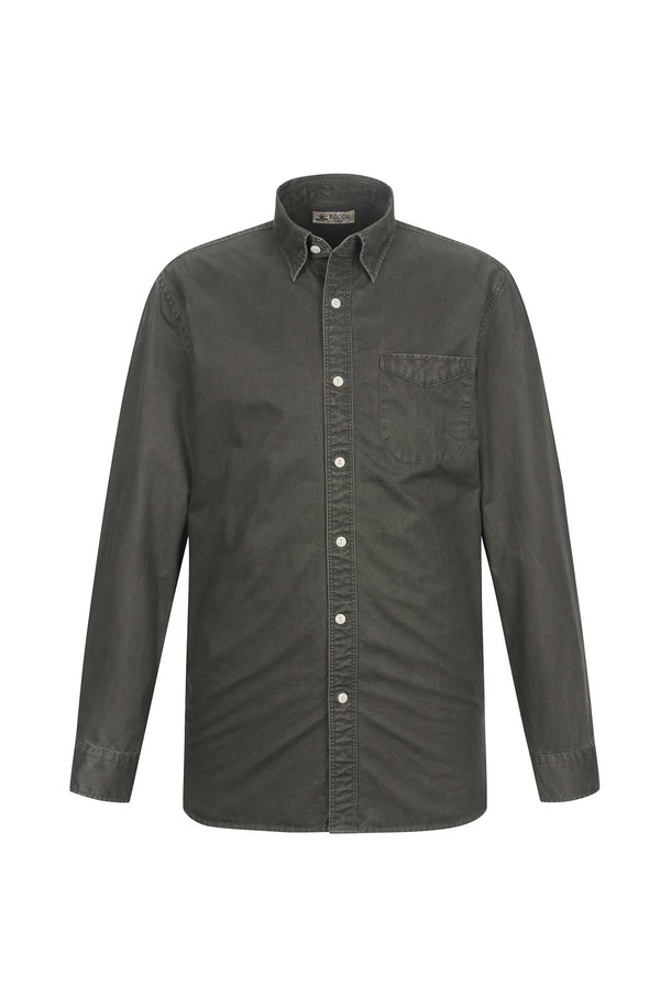 카치온 워크 셔츠 카키는 남성을 위한 캐주얼 & 클래식 스타일 셔츠입니다. 봄, 가을에 적합하며, 레귤러 핏과 긴 소매 기장으로 제작되었습니다. 면 소재에 카치온 염색 기법을 사용하여 빈티지한 카키 컬러감을 살린 것이 특징입니다. 바이오 워싱 처리로 부드러운 촉감을 느낄 수 있으며, 차이나 칼라 디자인과 무지 패턴으로 베이직한 매력을 더했습니다. 일상복으로 편안하게 착용하기 좋습니다.
