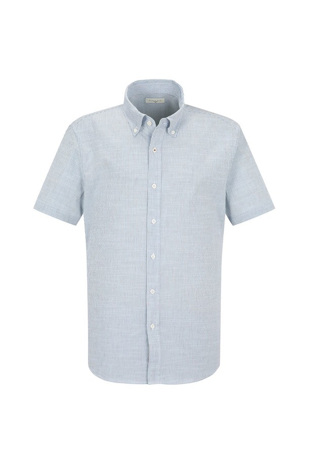 산뜻한 투톤 잔스트라이프 디자인이 돋보이는 남성 셔츠입니다. 시어서커 소재로 제작되어 봄, 여름 시즌에 시원하고 쾌적하게 착용 가능하며, 레귤러 핏과 차이나칼라 디자인으로 캐주얼하면서도 세련된 스타일을 연출합니다. 데이트룩이나 카페룩 등 다양한 TPO에 맞춰 활용하기 좋으며, 일반적인 사이즈보다 한 사이즈 크게 선택하는 것을 권장합니다.
