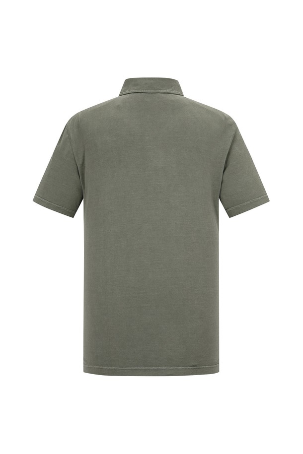 부드러운 촉감이 돋보이는 남성용 피그다잉 제에리 티셔츠입니다. 카키 컬러의 무지 디자인으로, 봄, 여름, 가을 계절에 캐주얼하고 베이직한 스타일을 연출하기에 좋습니다. 오버핏으로 제작되어 편안한 착용감을 선사하며, 데이트룩이나 동네 마실룩에 활용하기 좋으며, 사이즈 업을 추천합니다.
