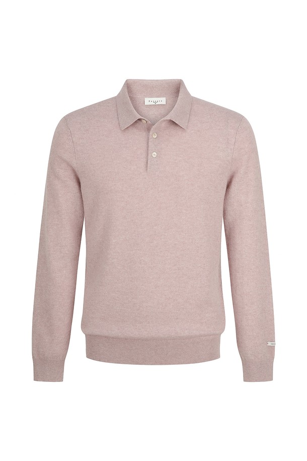 캐시미어 100% 소재의 티에리 니트입니다. 은은한 핑크 컬러로 여성스러움을 더하며, 베이직하고 클래식한 스타일을 연출합니다. 넉넉한 두께감과 부드러운 촉감으로 가을, 겨울 시즌에 따뜻하게 착용할 수 있습니다. 레귤러핏 폴로넥 디자인으로 출근룩, 모임룩 등 다양한 TPO에 활용 가능하며, 미니멀한 스타일을 완성합니다. 긴 소매 기장으로 포근함을 더했습니다.
