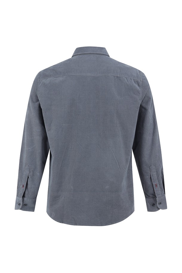 **투톤 코듀로이 스트레치 셔츠 G/블루 (AM0FTWB45146)**

베이직하고 캐주얼한 스타일의 남성용 셔츠입니다. 봄, 가을에 착용하기 적합하며, 비즈니스 캐주얼 및 출근룩으로 활용하기 좋습니다. 그레이와 블루, 두 가지 색상의 투톤 디자인이 특징이며, 레귤러 핏으로 제작되었습니다. 부드러운 코듀로이 소재에 스트레치 기능을 더해 편안한 착용감을 선사하며, 차이나 칼라와 긴 소매 기장으로 클래식하면서도 미니멀한 분위기를 연출합니다. 두께감 있는 원단으로 제작되어, 간절기에 따뜻하게 입을 수 있습니다.
