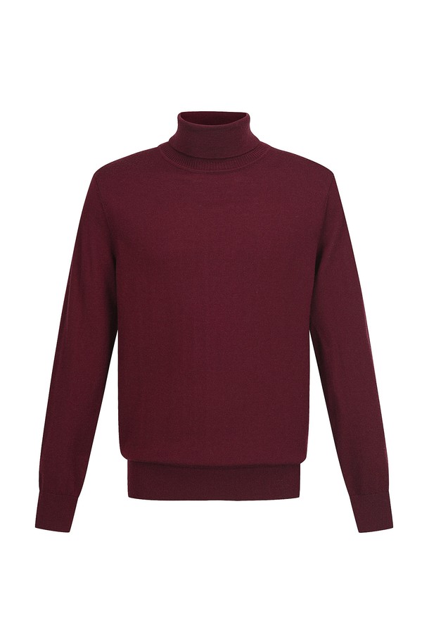 남성용 롱 터틀 울 니트 와인 (AM0FTST40379)는 가을과 겨울에 따뜻하게 착용할 수 있는 두꺼운 울 소재의 긴소매 니트입니다. 베이직하고 클래식한 무드로, 부드러운 촉감과 높은 보온성을 제공합니다. 레귤러핏으로 제작되어 편안한 착용감을 선사하며, 출근룩과 데이트룩 등 다양한 TPO에 활용 가능합니다. 미니멀, 캐주얼 스타일을 즐기는 남성분들께 추천하며, 와인 컬러의 무지 디자인이 세련된 분위기를 더합니다. 터틀넥 디자인으로 보온성을 높였습니다.
