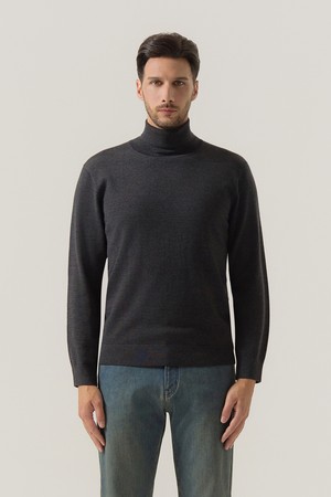 롱 터틀 울 니트 차콜 (AM0FTST40338)