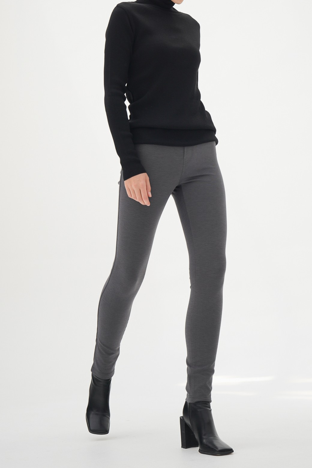 HEATTECH Extra Stretch Leggings Trousers