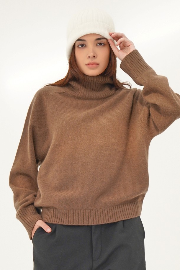 ACUD - 스웨터 - [24FW] Raccoon Turtle neck Knit _Brown