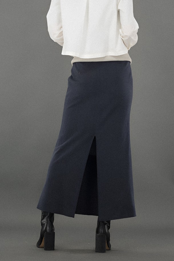 ACUD - 롱스커트 - [24FW] Back Slit Bending Long Skirt _Navy