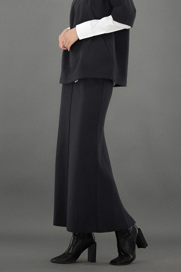 ACUD - 롱스커트 - [24FW] Back Slit Bending Long Skirt _Navy