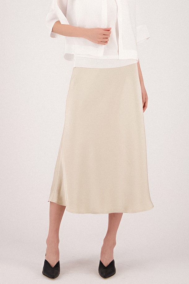 ACUD - 미디스커트 - [25SS] Satin A-line Skirt _Beige