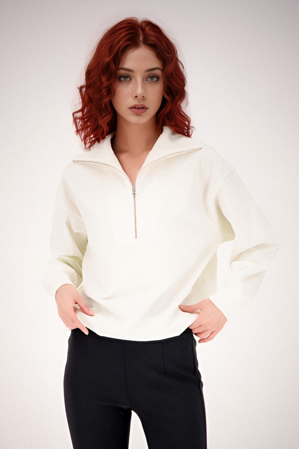 ACUD - 블라우스 - [25SS] Half Zip-up Sportive Blouse _Ivory