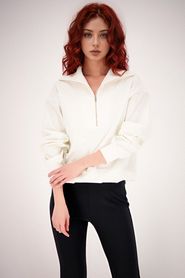 ACUD - 블라우스 - [25SS] Half Zip-up Sportive Blouse _Ivory