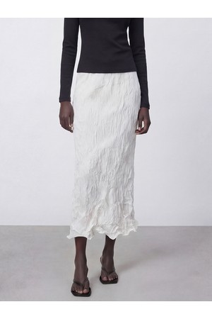 [26SS] Satin Wrinkle Skirt _Ivory